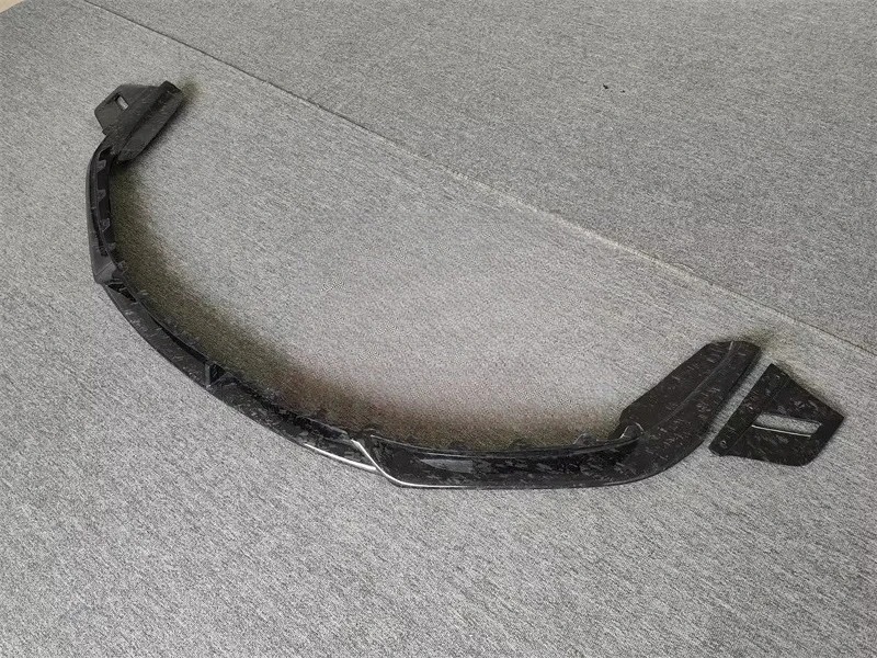 High Quality Carbon Fiber Front Bumper Lip Front Lip Body Kit for  992 911 Front Lip Car Accessories